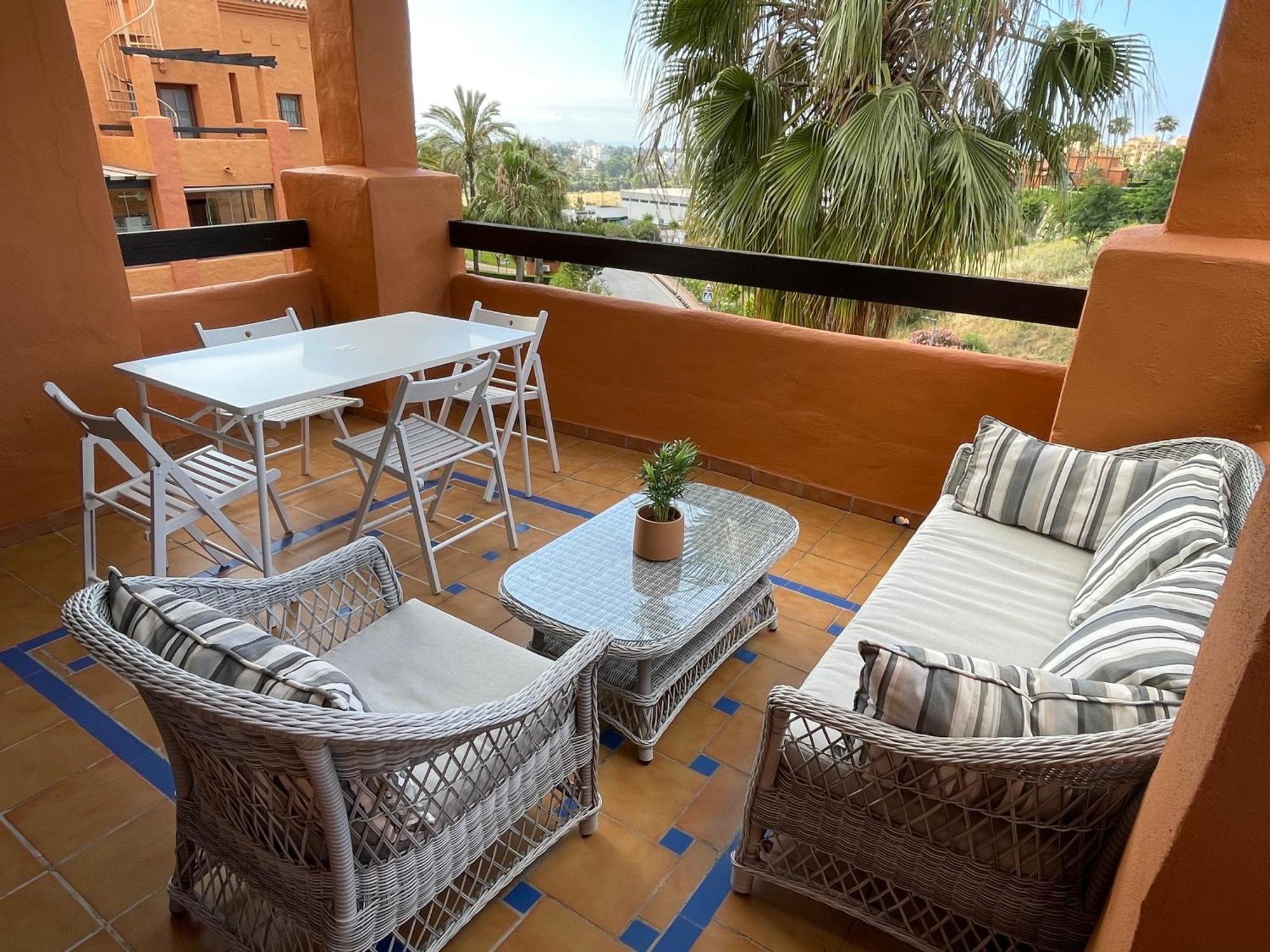 Views Golf Btw Benahavis Marbella & Appartement