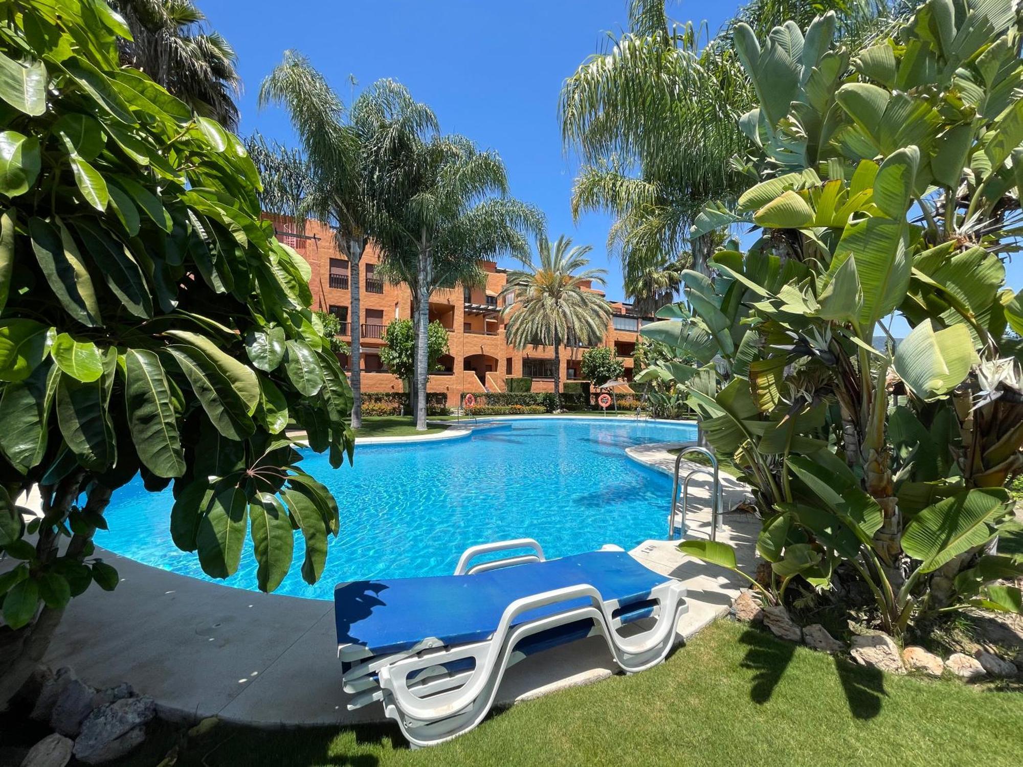Views Golf Btw Benahavis Marbella & Appartement *